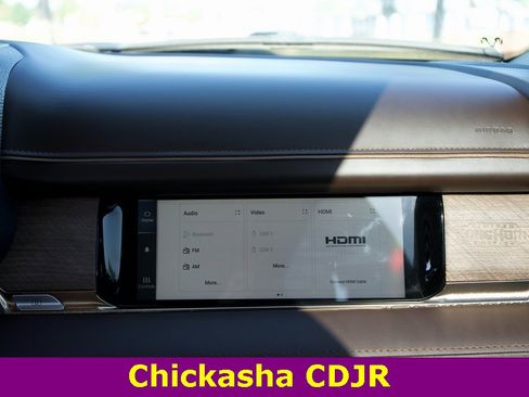 New 2025 RAM 1500 Limited w/ Trailer Tow Group image 18