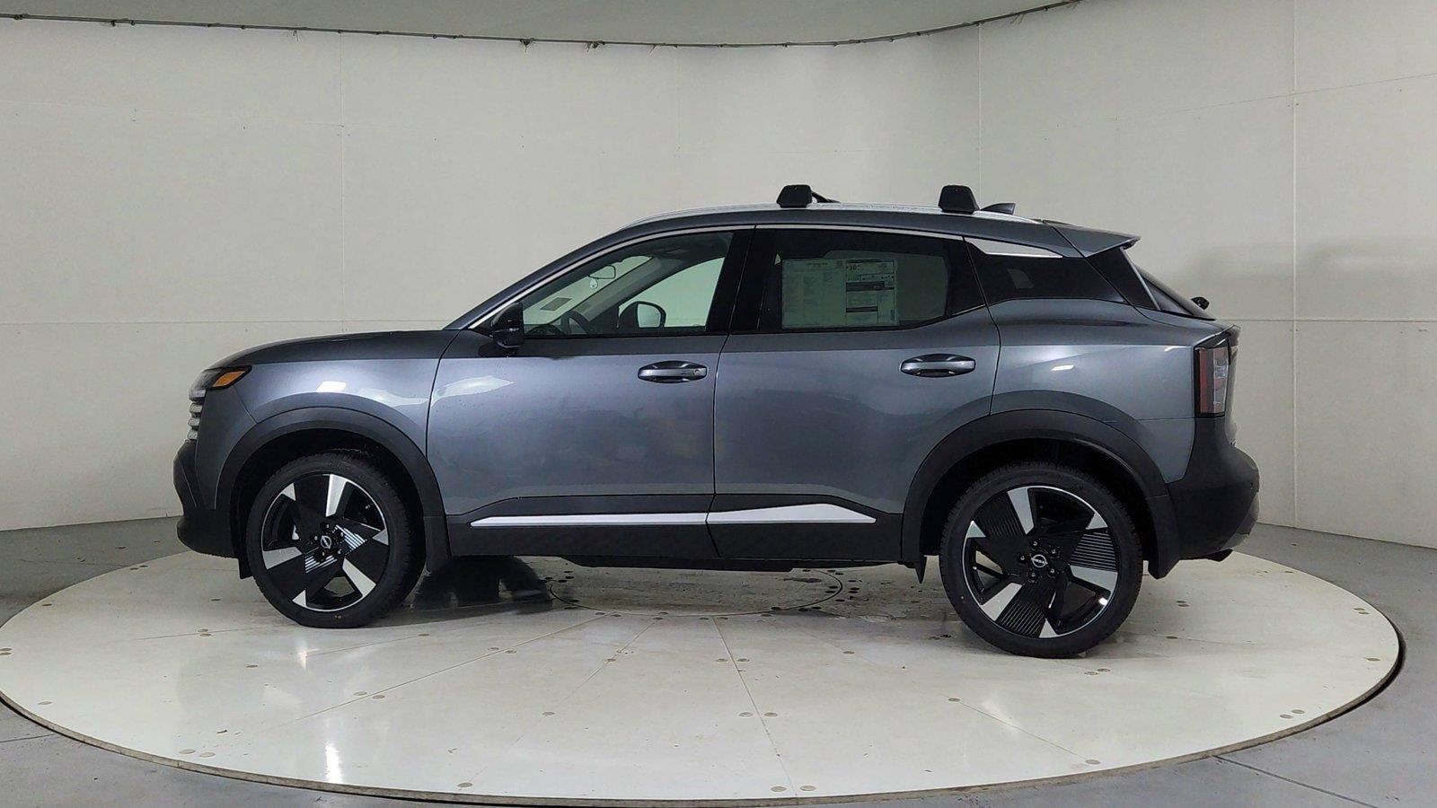Certified 2026 Nissan Kicks SR w/ Illumination Package AWD/4WD image 4