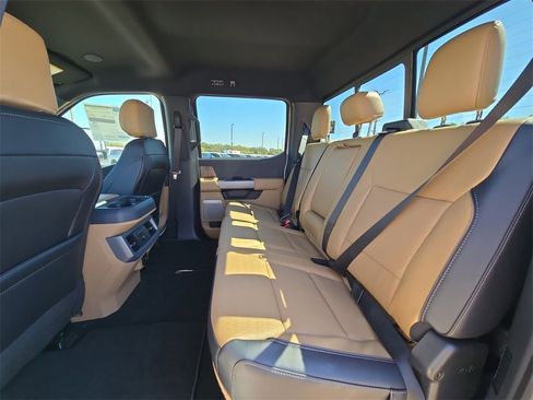 New 2025 Ford F350 Lariat w/ Lariat Ultimate Package image 18