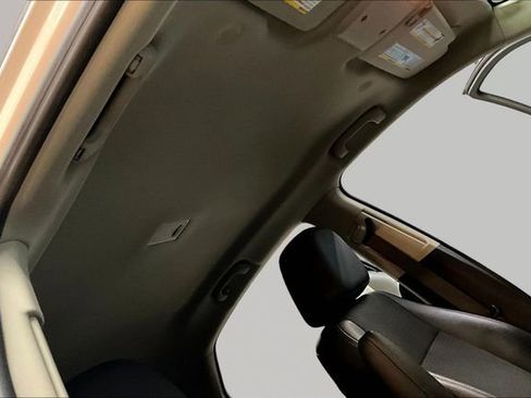 Used 2022 Buick Encore Preferred w/ Safety Package image 27