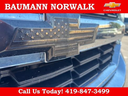 Used 2018 Chevrolet Silverado 1500 LT w/ All Star Edition AWD/4WD image 9