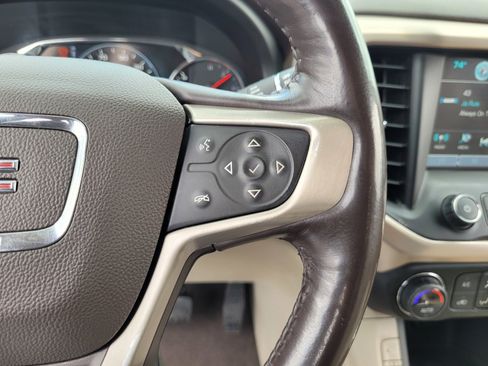 Used 2018 GMC Acadia Denali w/ Technology Package FWD image 24