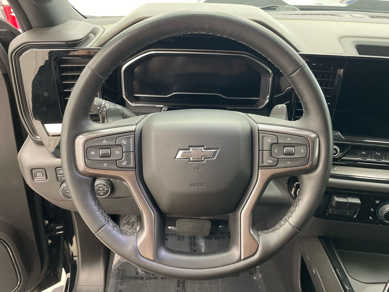 Used 2024 Chevrolet Silverado 1500 ZR2 AWD/4WD image 14