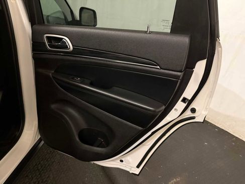 Used 2020 Jeep Grand Cherokee Limited w/ Premium Lighting Group image 27