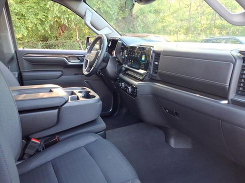 Certified 2023 Chevrolet Silverado 1500 LT AWD/4WD image 28