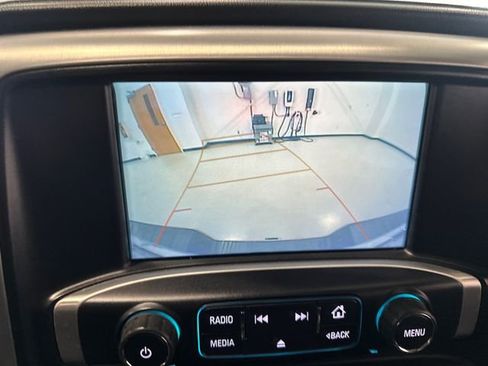 Used 2018 GMC Sierra 1500 SLT image 23