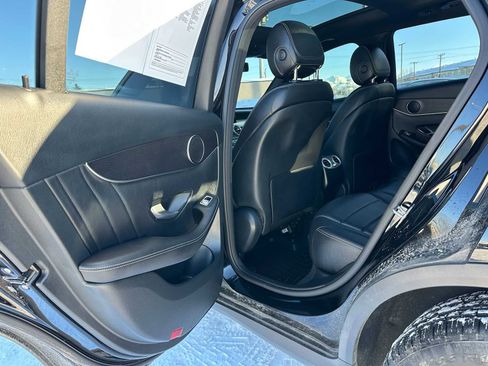 Used 2022 Mercedes-Benz GLC 300 4MATIC image 15