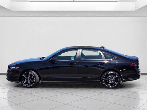 Used 2026 Honda Accord Sport image 8