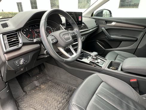Used 2022 Audi Q5 2.0T Premium w/ Convenience Package image 17