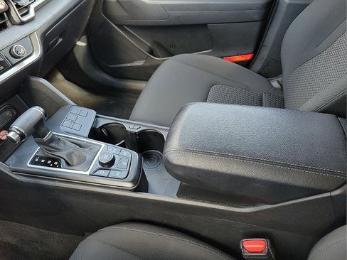 Used 2023 Kia Sportage LX image 20