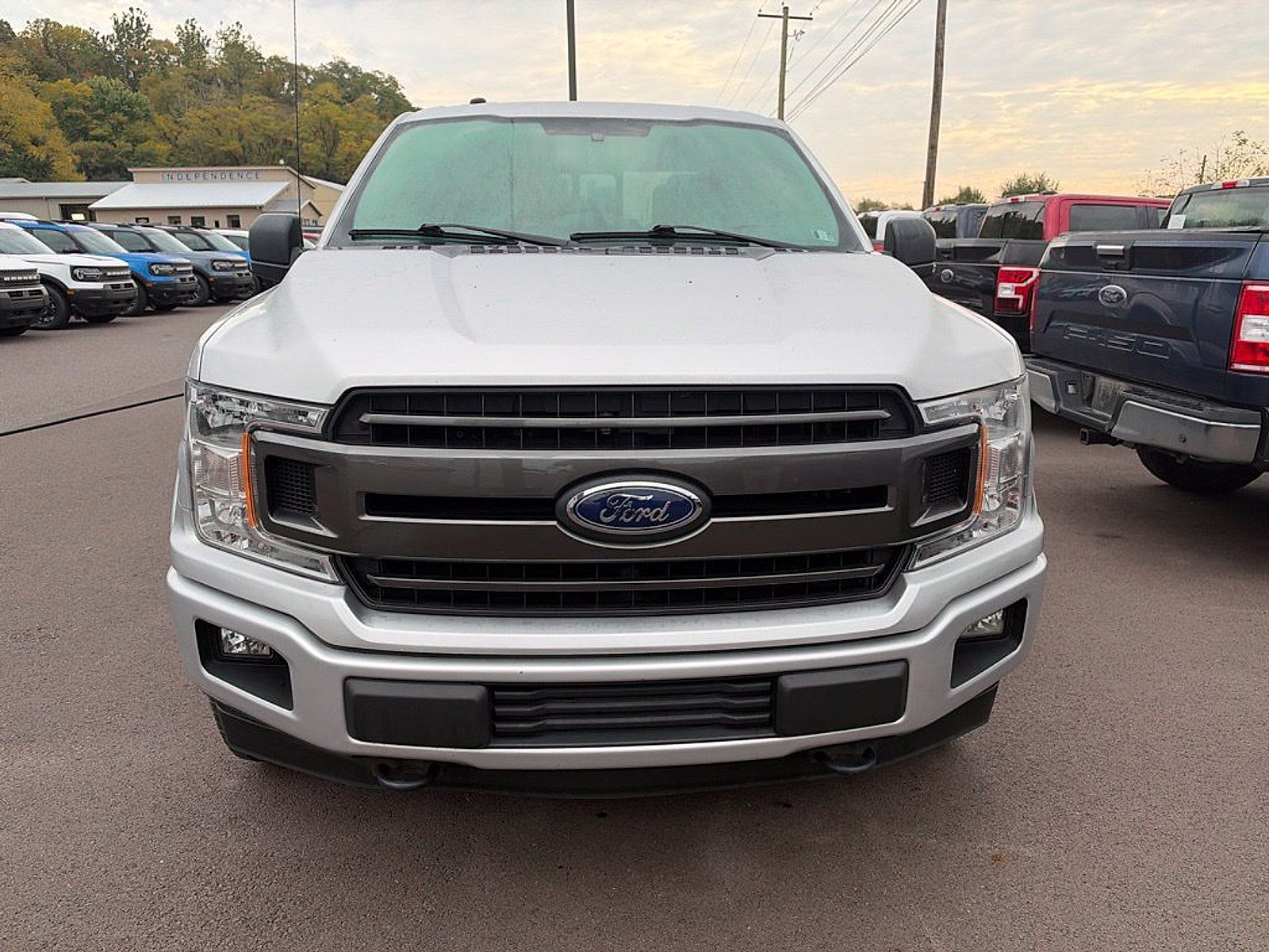 Certified 2018 Ford F150 XLT w/ Equipment Group 302A Luxury AWD/4WD image 6