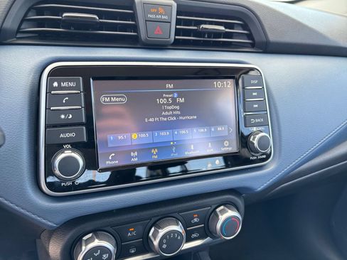 Used 2025 Nissan Versa SV FWD image 20