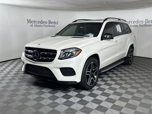 Used 2017 Mercedes-Benz GLS 550 4MATIC image 3
