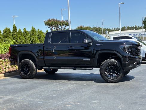 Used 2026 GMC Sierra 1500 Elevation w/ Elevation Premium Package AWD/4WD image 3