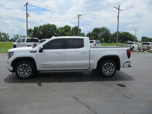 Certified 2024 GMC Sierra 1500 Denali AWD/4WD image 13