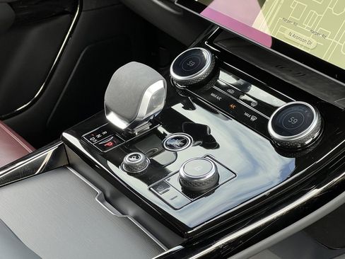 Used 2023 Land Rover Range Rover Sport SE Dynamic image 37