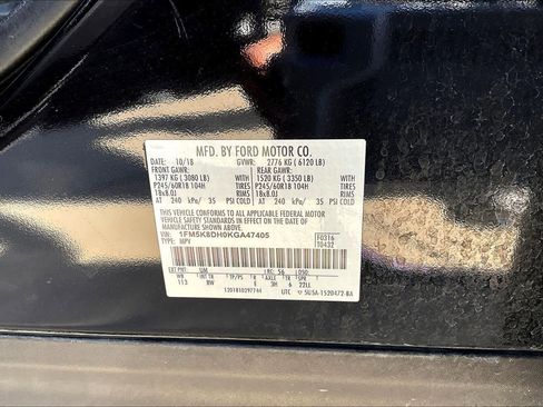 Used 2019 Ford Explorer XLT image 34