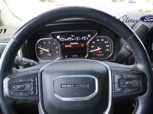 Used 2021 GMC Sierra 1500 Denali w/ Denali Ultimate Package AWD/4WD image 10