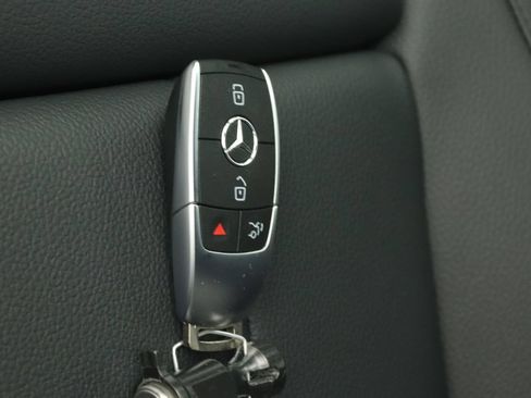New 2026 Mercedes-Benz GLA 250 image 9