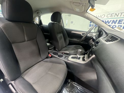 Used 2015 Nissan Sentra S image 22