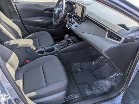 Used 2024 Toyota Corolla LE FWD image 5