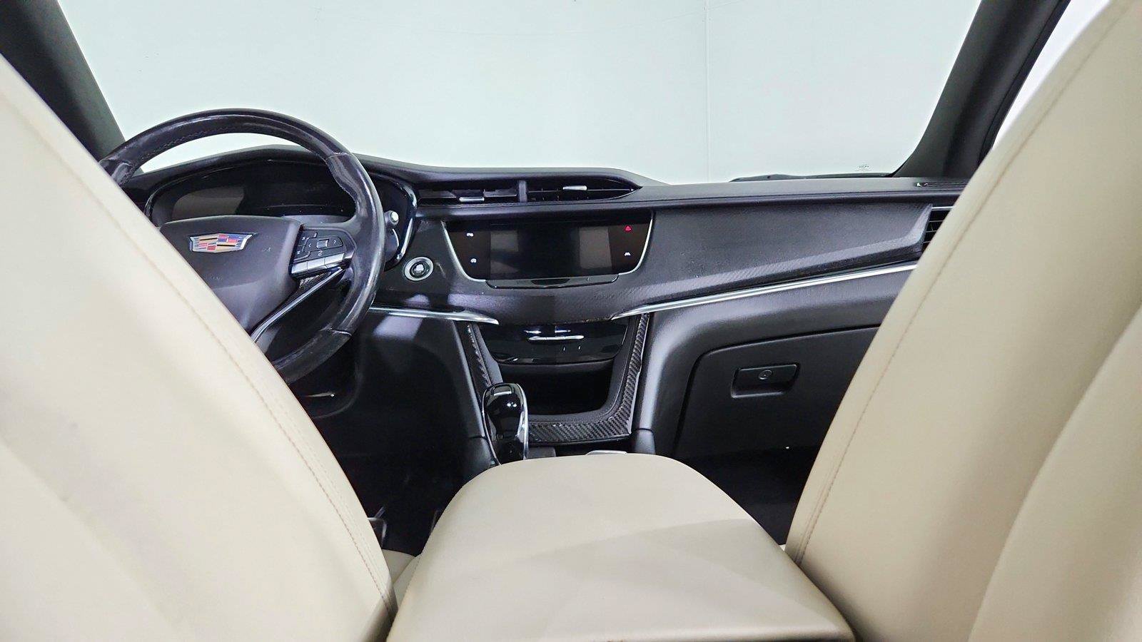 Used 2020 Cadillac XT6 Sport AWD/4WD image 23
