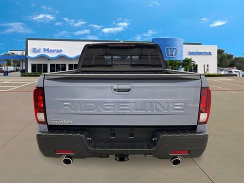 New 2026 Honda Ridgeline Black Edition image 4