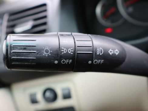 Used 2007 Subaru Legacy Wagon AWD/4WD image 30