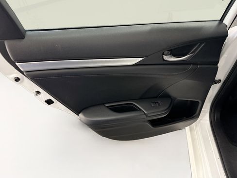 Used 2017 Honda Civic Touring image 27