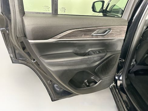 Used 2023 Jeep Grand Cherokee Limited w/ Trailer Tow Prep Group (B) image 27