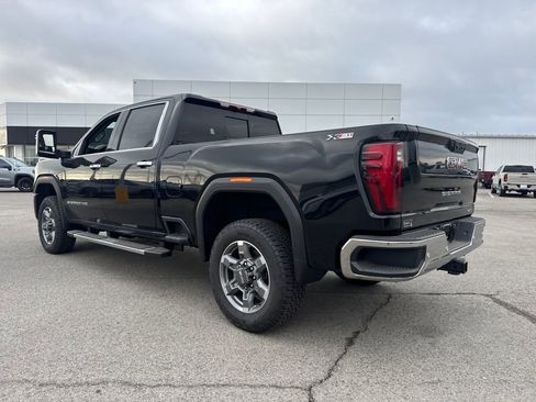New 2026 GMC Sierra 2500 SLT w/ SLT Premium Package AWD/4WD image 4