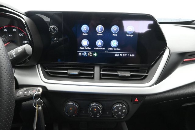 Used 2024 Chevrolet Trax RS FWD image 40