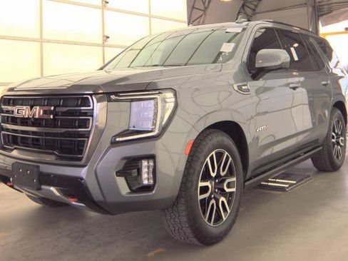 Used 2021 GMC Yukon AT4 w/ AT4 Premium Plus Package AWD/4WD image 4