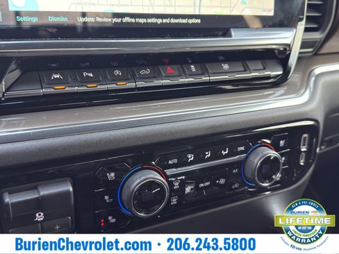 Used 2022 Chevrolet Silverado 1500 High Country w/ High Country Premium Package image 17