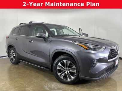 Used 2024 Toyota Highlander XLE