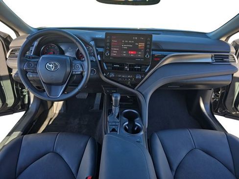 Used 2023 Toyota Camry XSE image 9