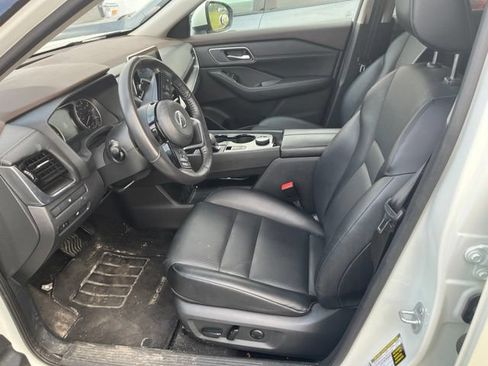 Used 2021 Nissan Rogue SV AWD/4WD image 10