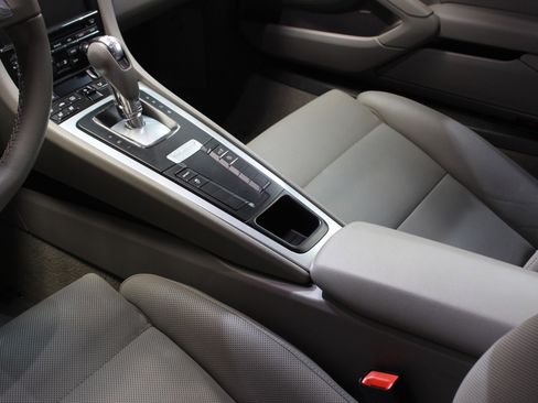 Used 2015 Porsche Cayman RWD image 57