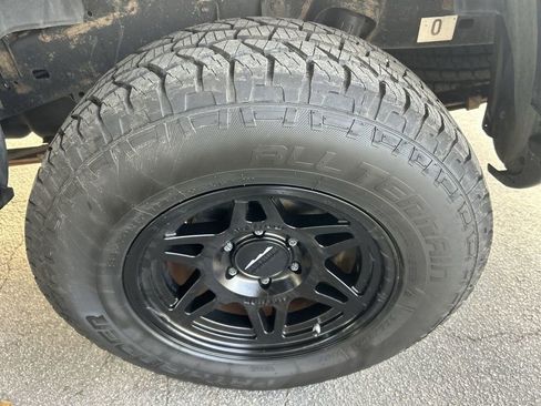 Used 2012 Toyota Tacoma PreRunner image 10