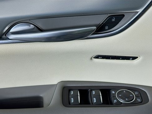 Used 2021 Cadillac XT5 Premium Luxury image 23