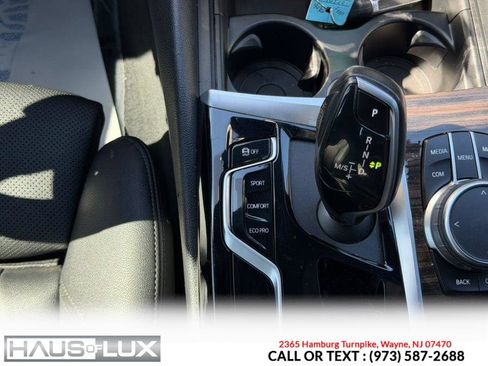 Used 2021 BMW 530i xDrive w/ Convenience Package image 28