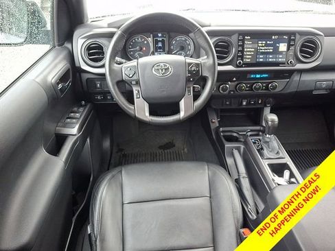Certified 2023 Toyota Tacoma TRD Off-Road w/ Black Out Package (TMS) AWD/4WD image 15