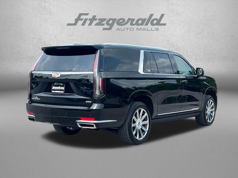 Certified 2024 Cadillac Escalade ESV Premium Luxury Platinum AWD/4WD image 8