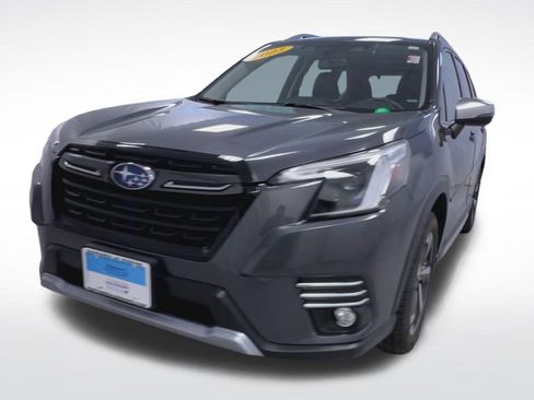 Used 2023 Subaru Forester Touring AWD/4WD image 3
