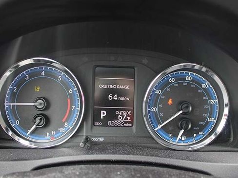 Used 2017 Toyota Corolla LE FWD image 9