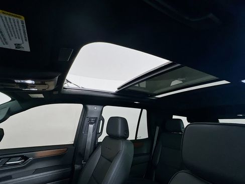 Certified 2025 GMC Yukon Denali w/ Sun & Power Step Package AWD/4WD image 22