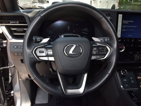 Used 2024 Lexus GX 550 w/ Accessory Package (Z1) AWD/4WD image 24