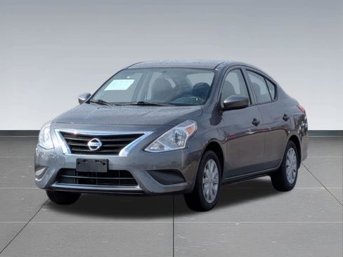 Used 2017 Nissan Versa S Plus FWD image 9