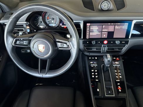 Used 2024 Porsche Macan image 14