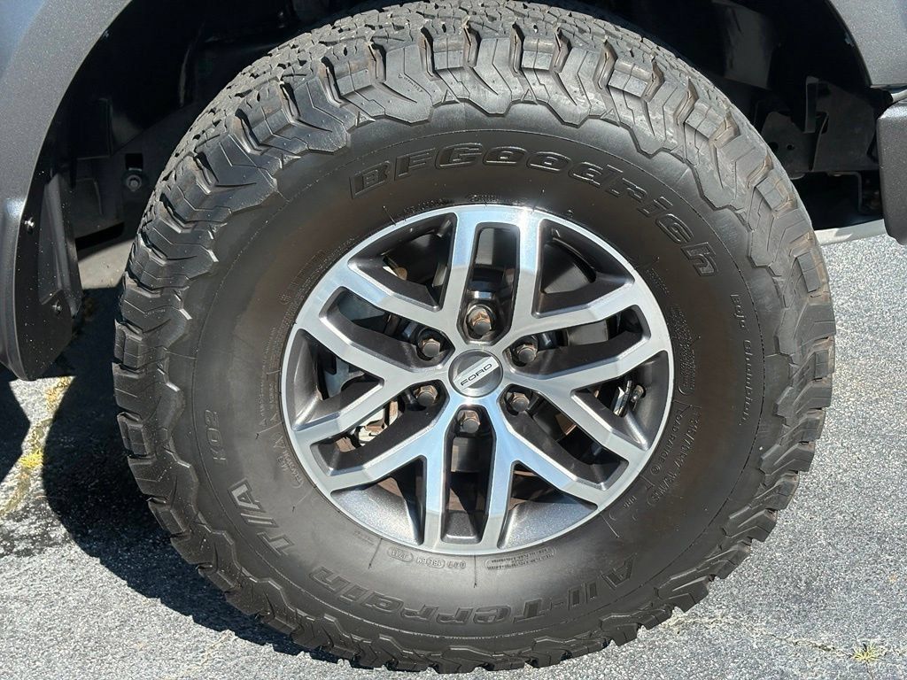 Used 2018 Ford F150 Raptor w/ Equipment Group 801A Mid AWD/4WD image 29